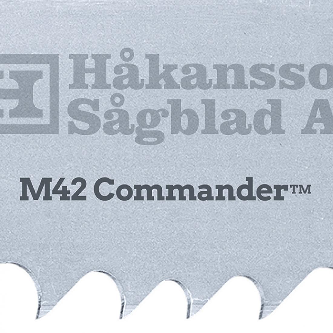 COMMANDER